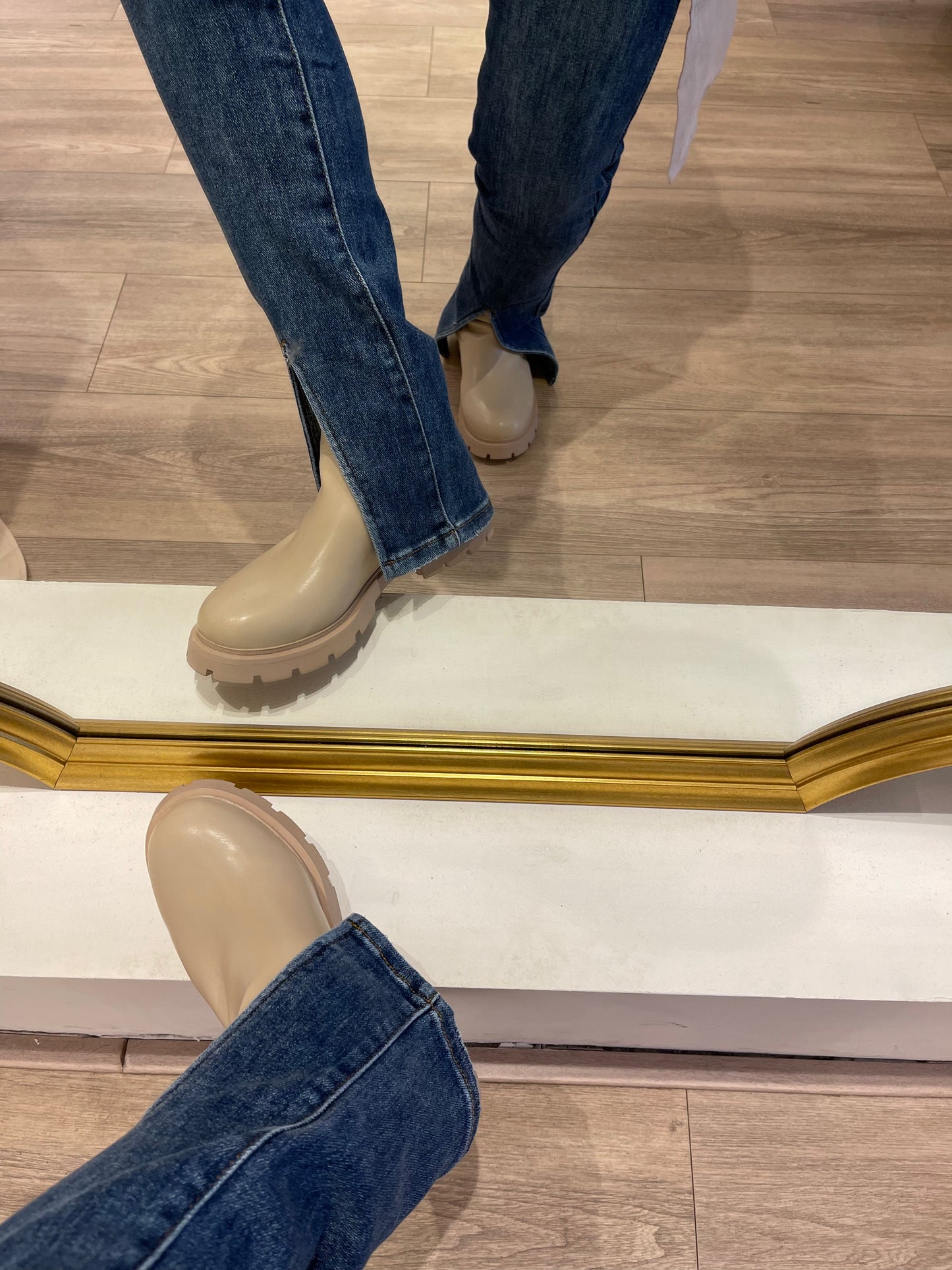 Straight denim - split voorzijde