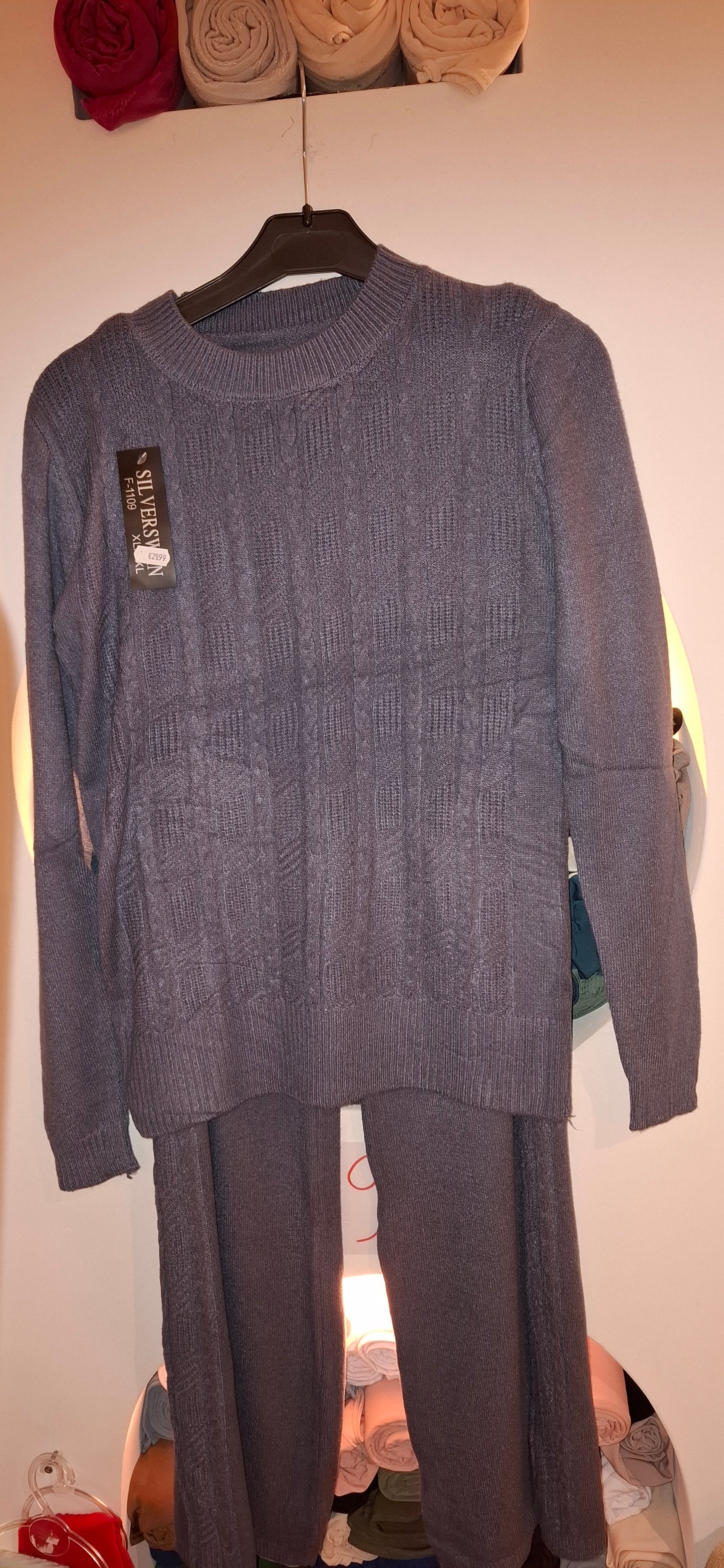 Twin set sillverswan