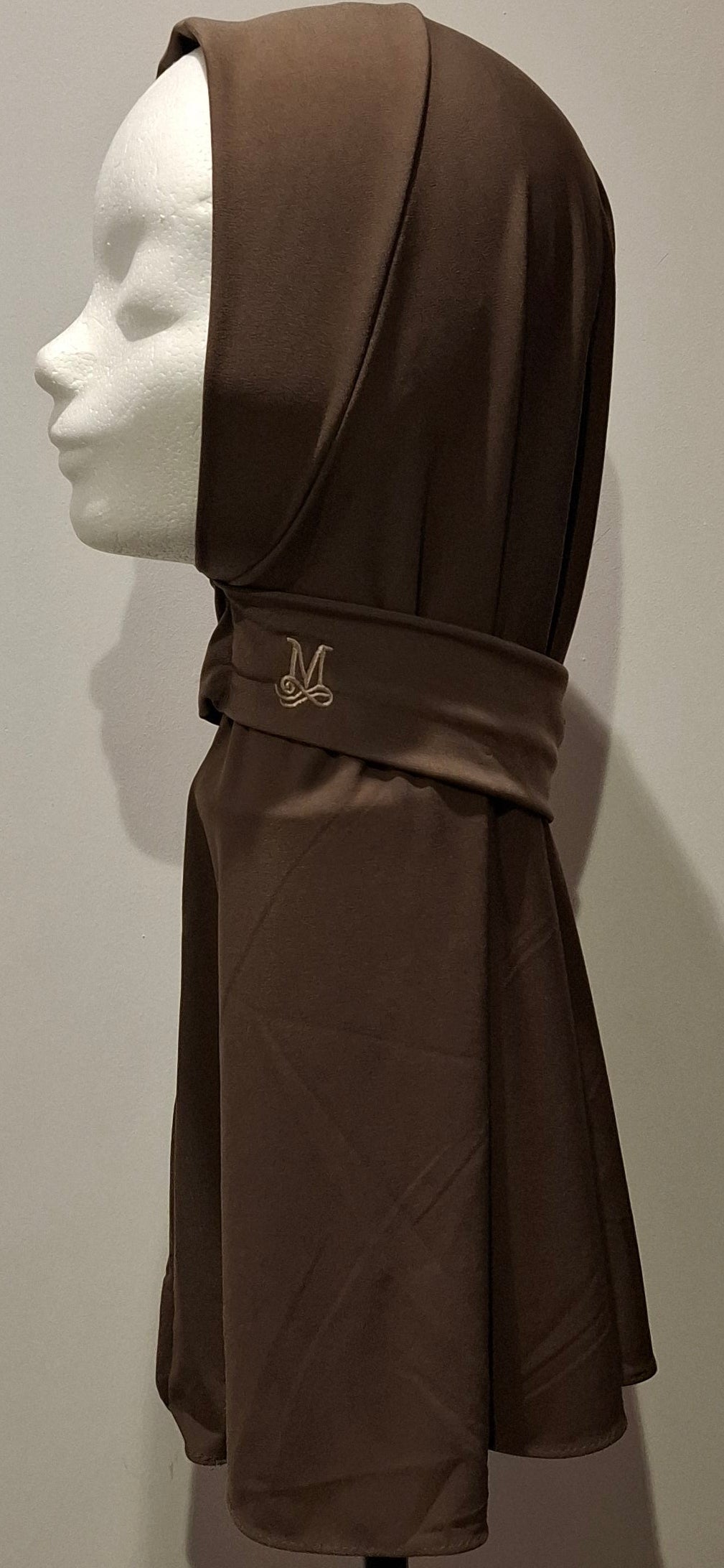 Extra groot bonet met de letter M